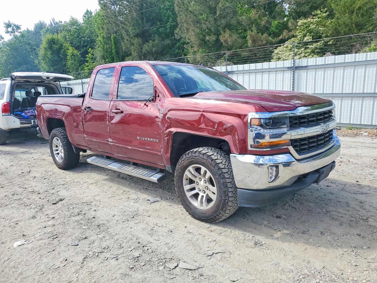 2016 CHEVROLET SILVERADO K1500 LT photo 10