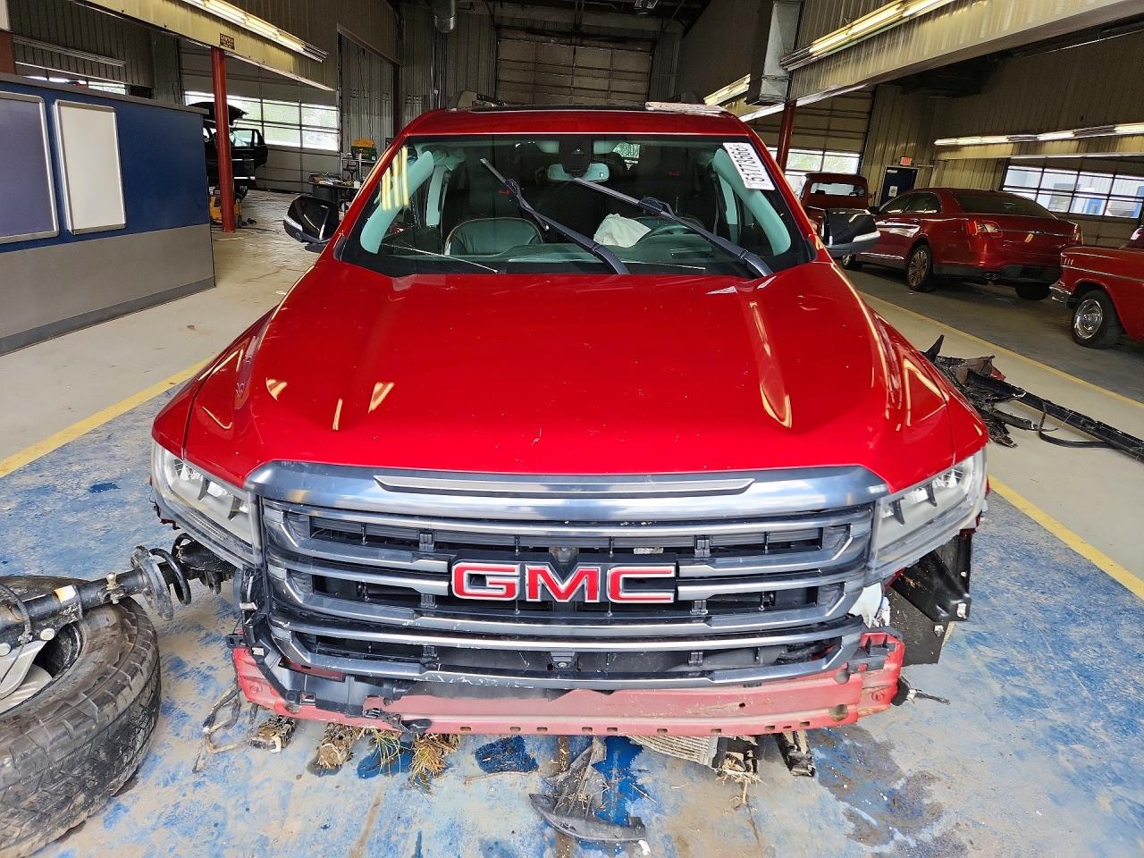 2023 GMC ACADIA AT4 photo 5