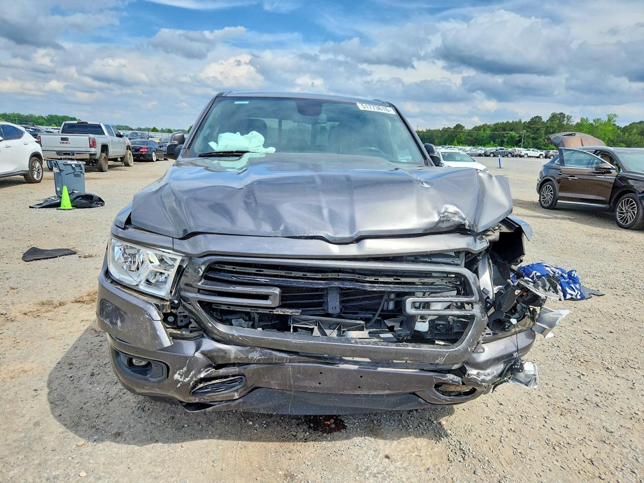 2019 RAM 1500 BIG HORN photo 9