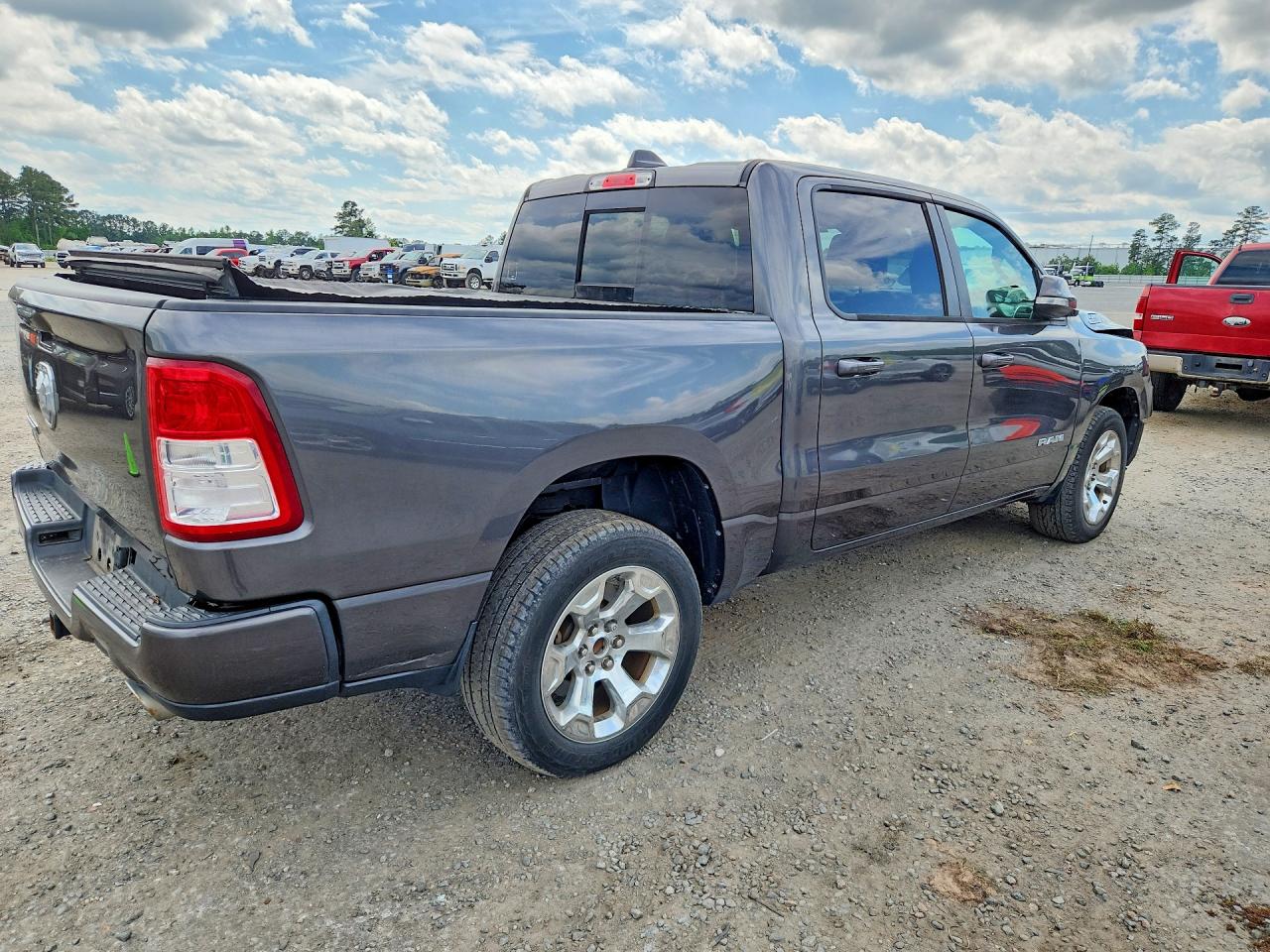 2019 RAM 1500 BIG HORN photo 5