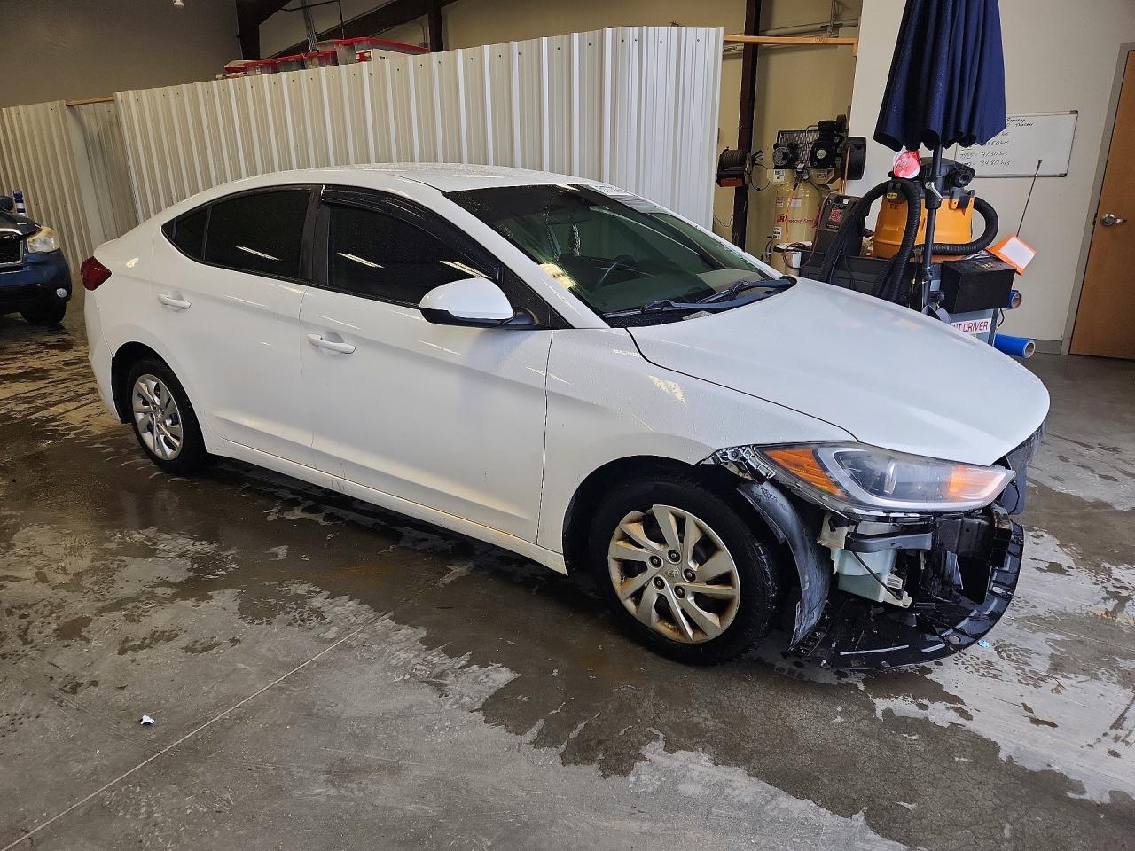 2018 HYUNDAI ELANTRA SE photo 7