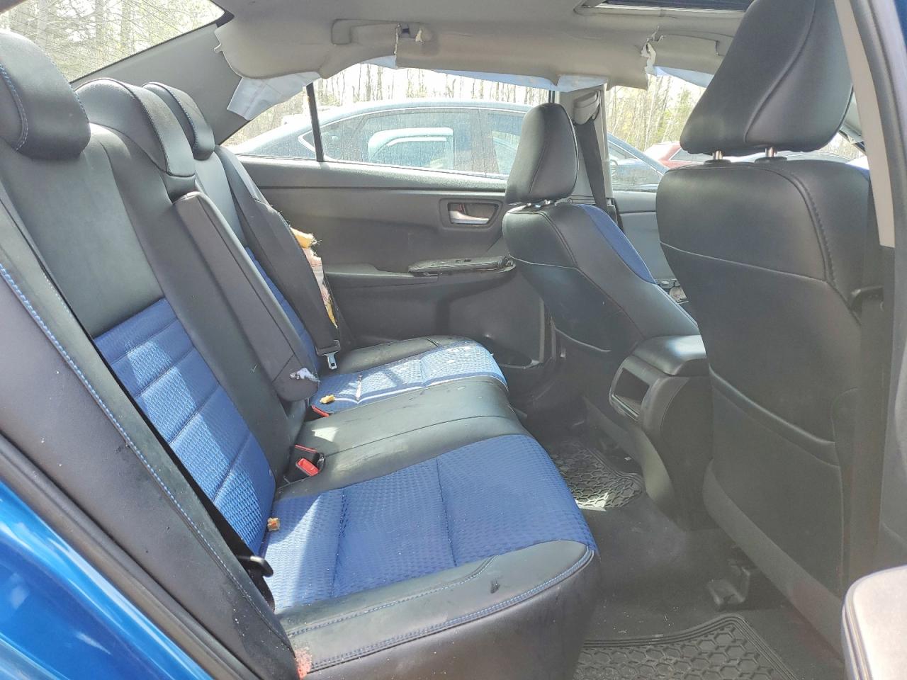 2016 TOYOTA CAMRY LE photo 19