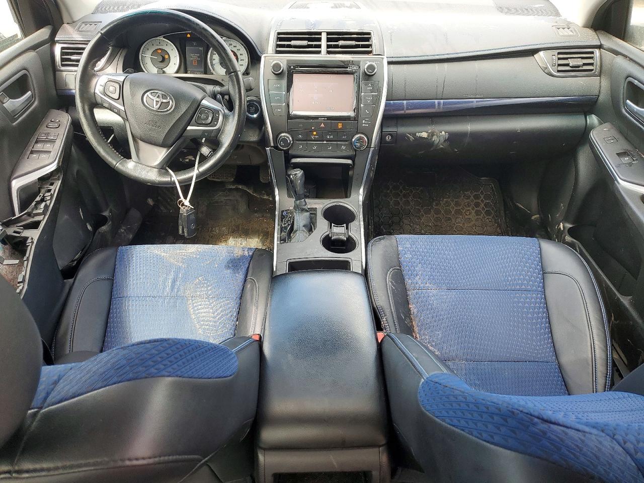 2016 TOYOTA CAMRY LE photo 15
