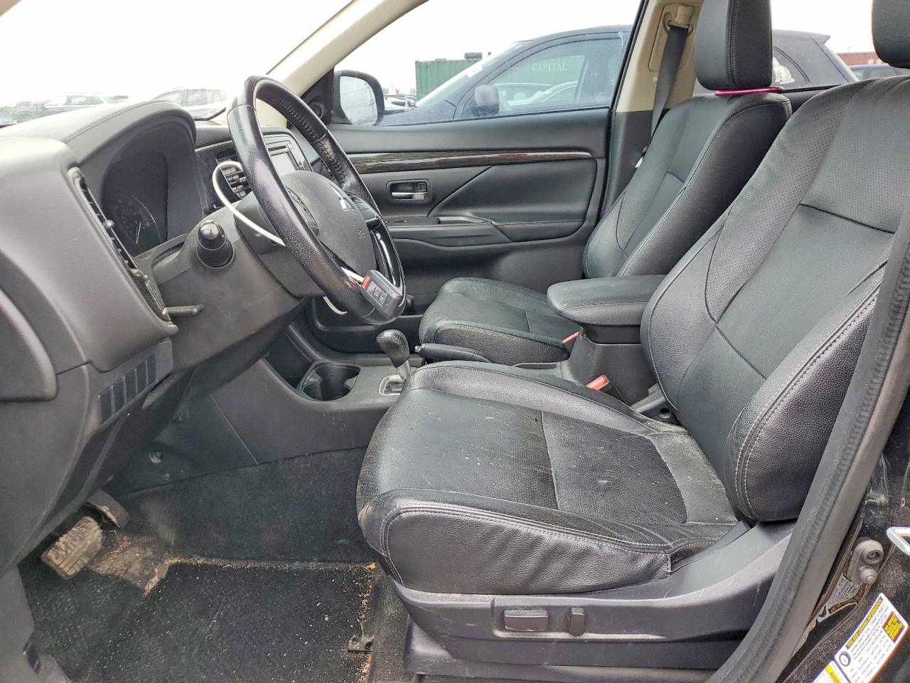 2016 MITSUBISHI OUTLANDER SE photo 7
