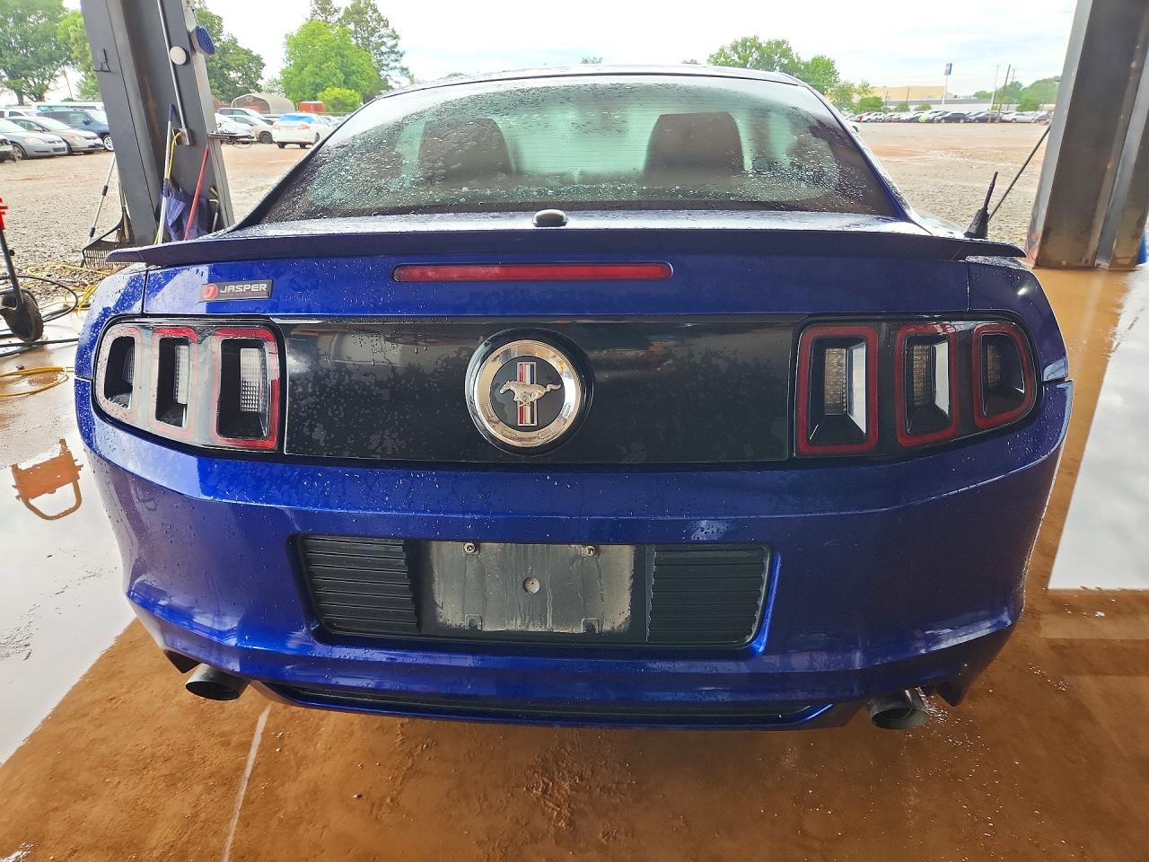 2013 FORD MUSTANG photo 16