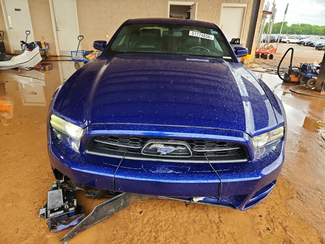 2013 FORD MUSTANG photo 13