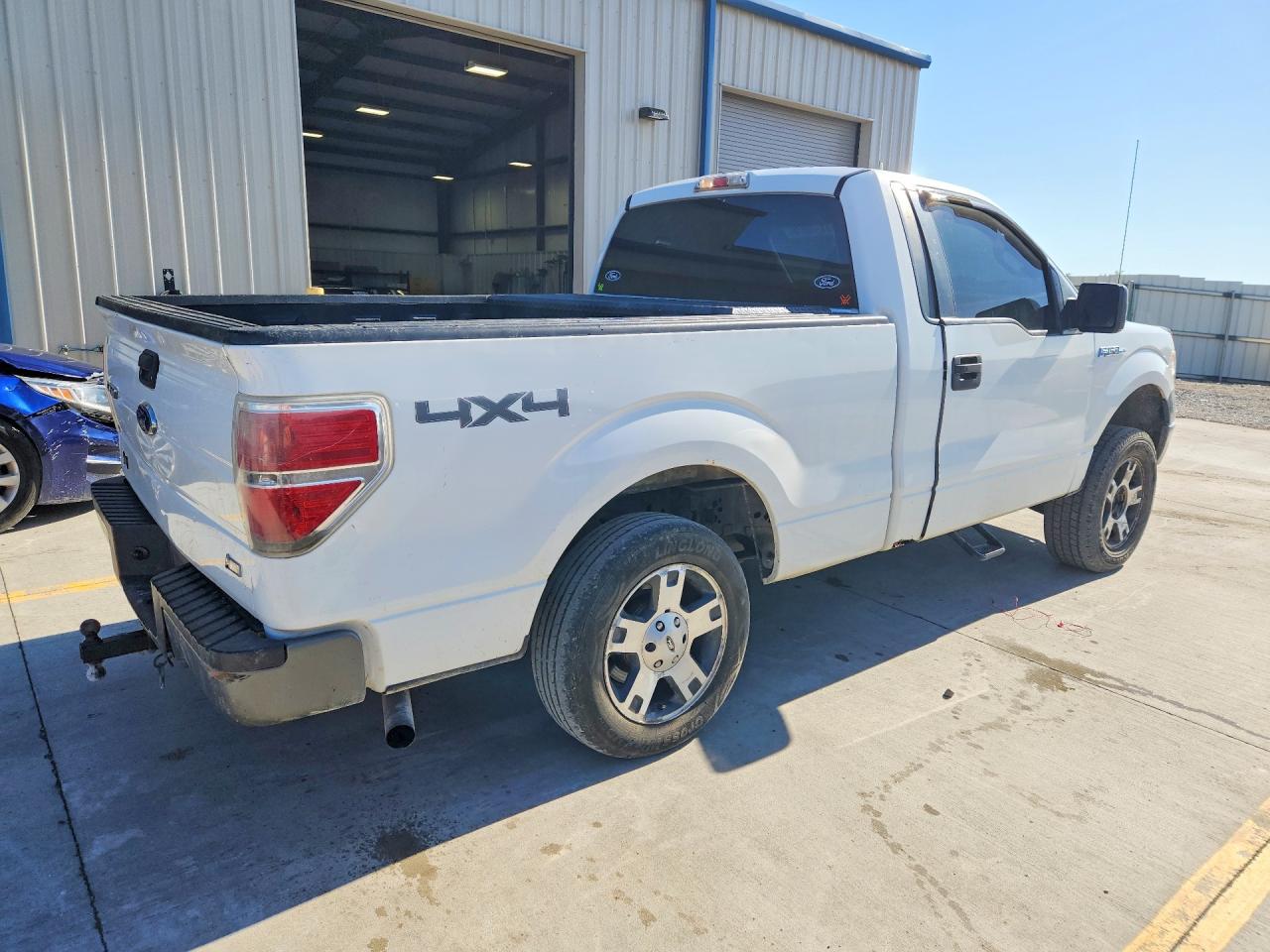 2010 FORD F150 photo 5