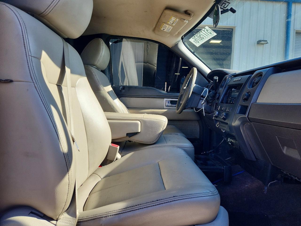 2010 FORD F150 photo 19