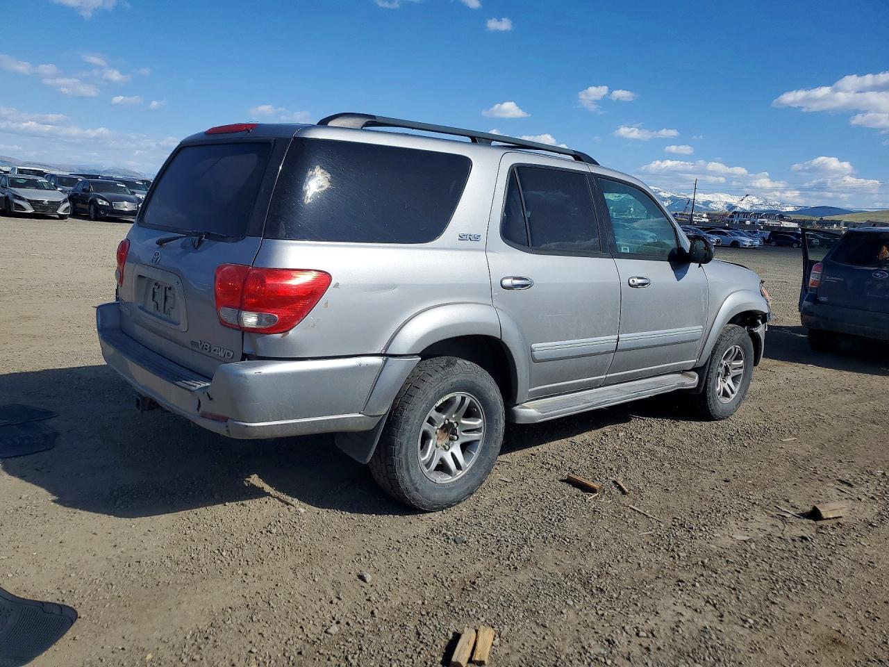 2005 TOYOTA SEQUOIA SR5 photo 5