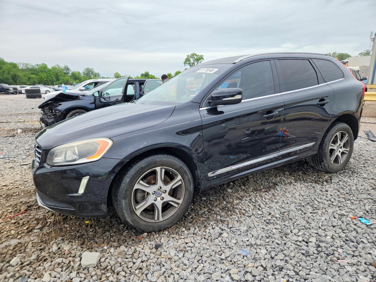 2015 VOLVO XC60