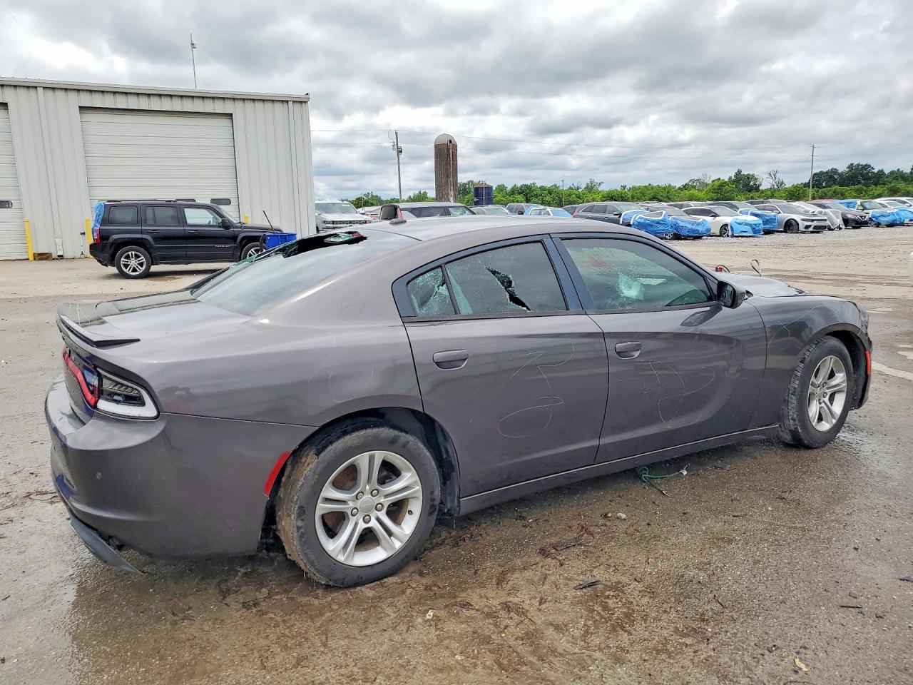 2015 DODGE CHARGER SE photo 5