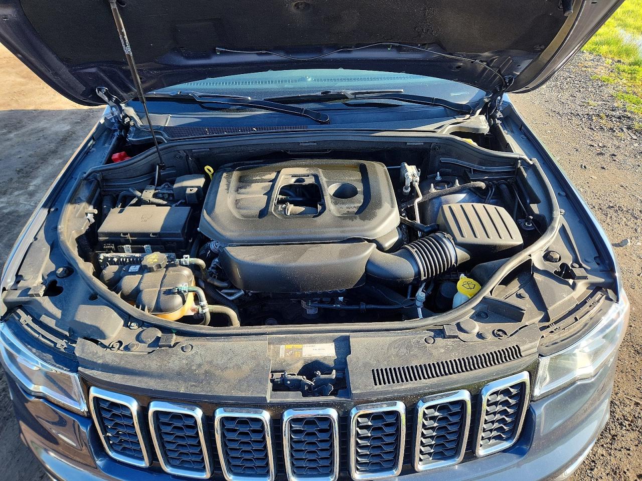 2020 JEEP GRAND CHEROKEE LIMITED photo 31
