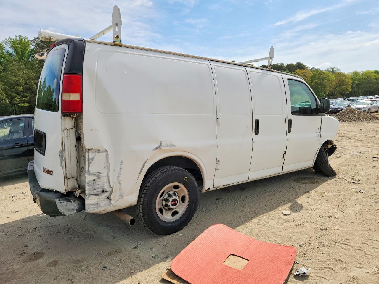 2003 GMC SAVANA G3500 photo 5