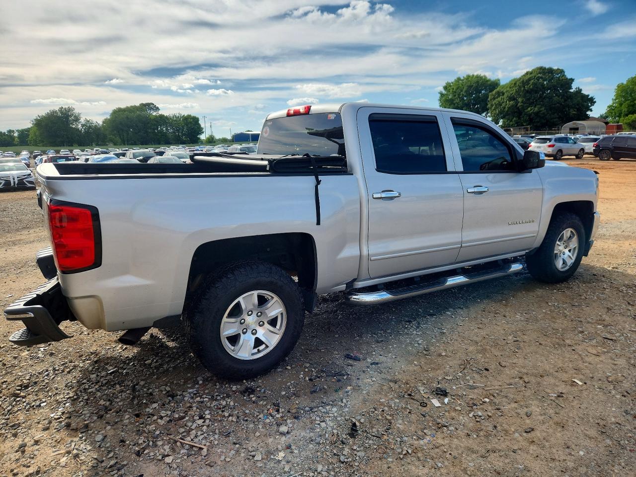 2016 CHEVROLET SILVERADO C1500 LT photo 5