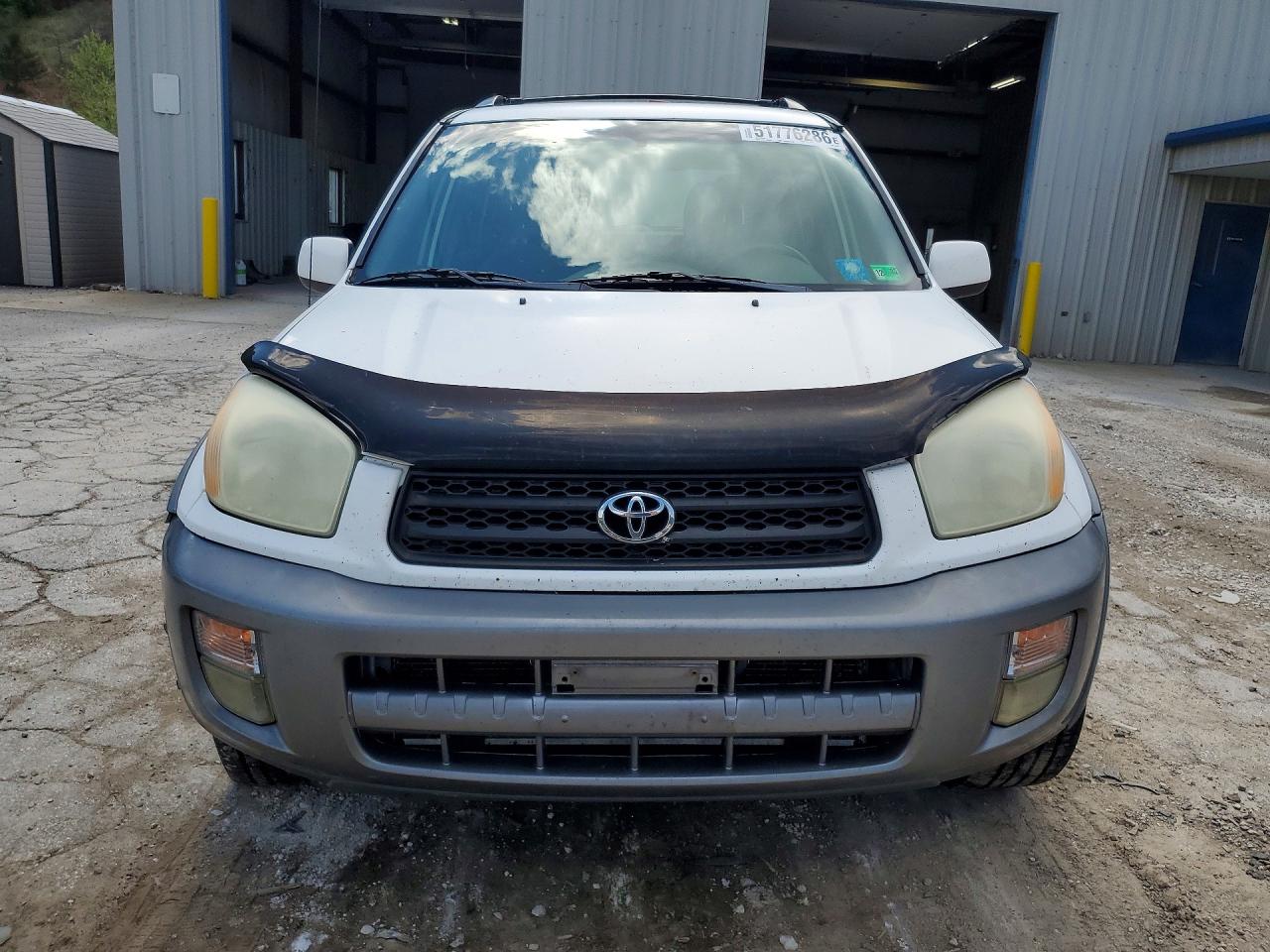 2001 TOYOTA RAV4 BASE photo 9