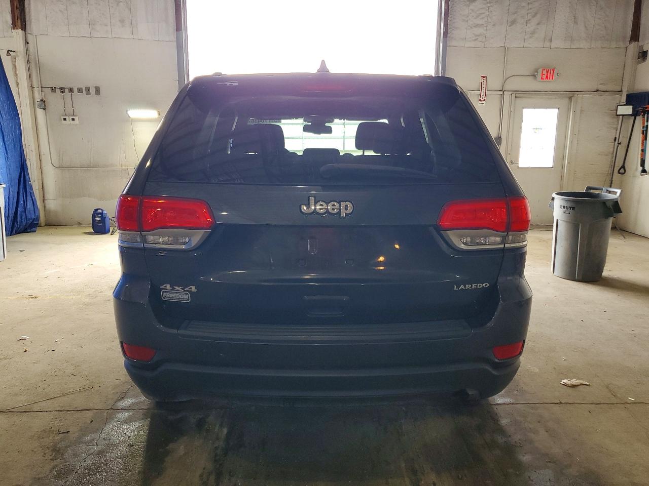 2014 JEEP GRAND CHEROKEE LAREDO photo 16