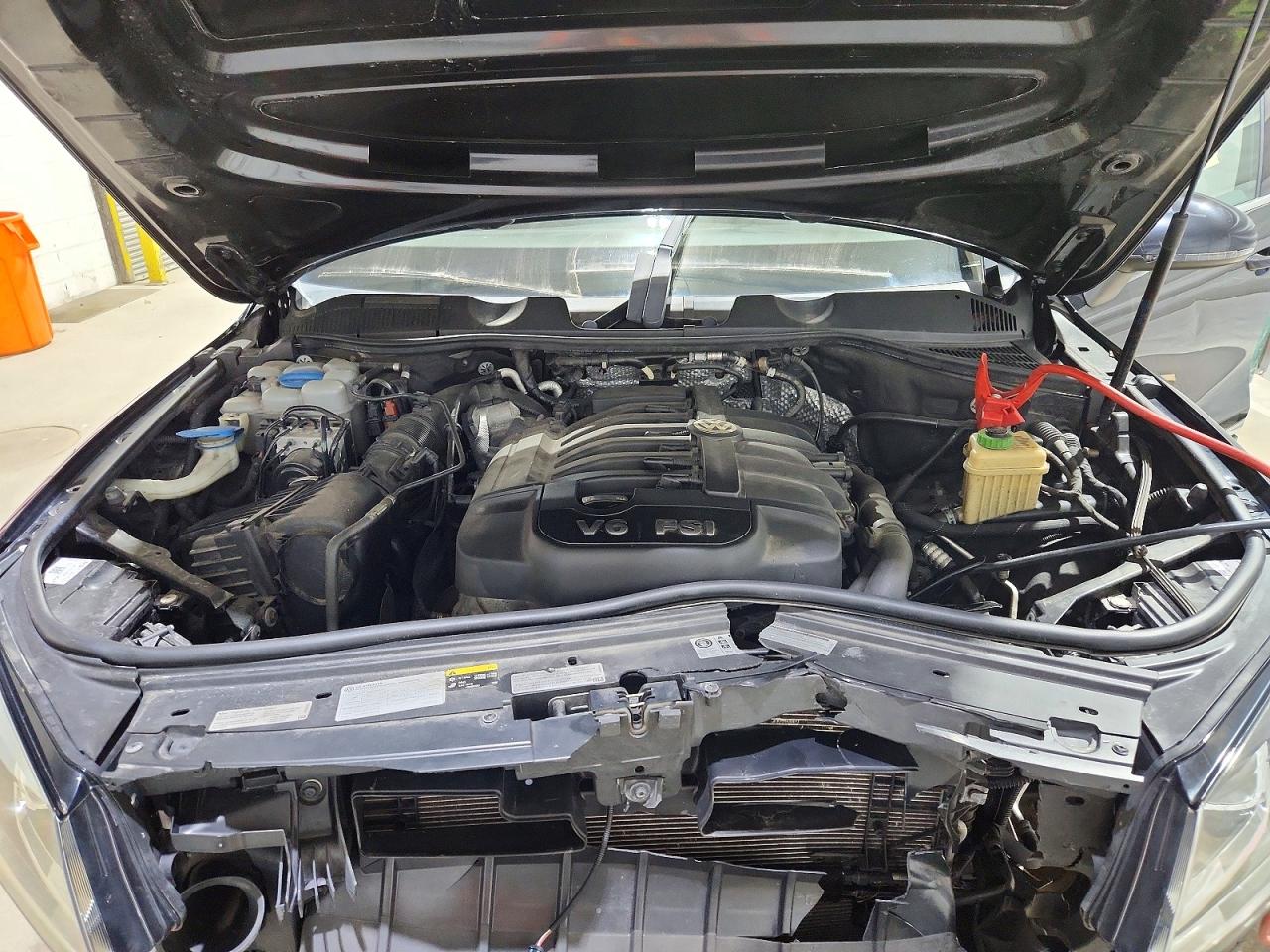 2015 VOLKSWAGEN TOUAREG V6 photo 23