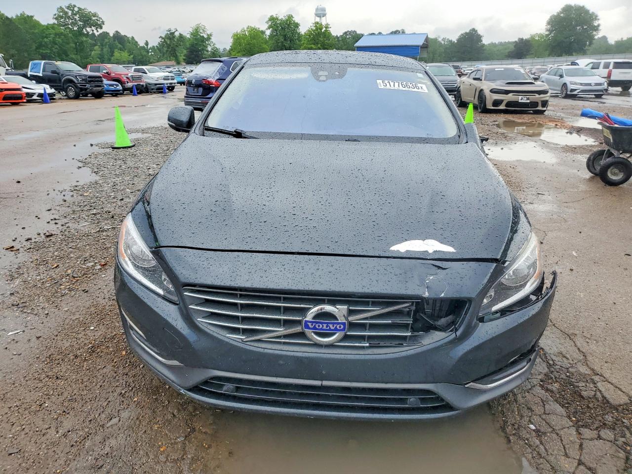 2015 VOLVO S60 PREMIER photo 9