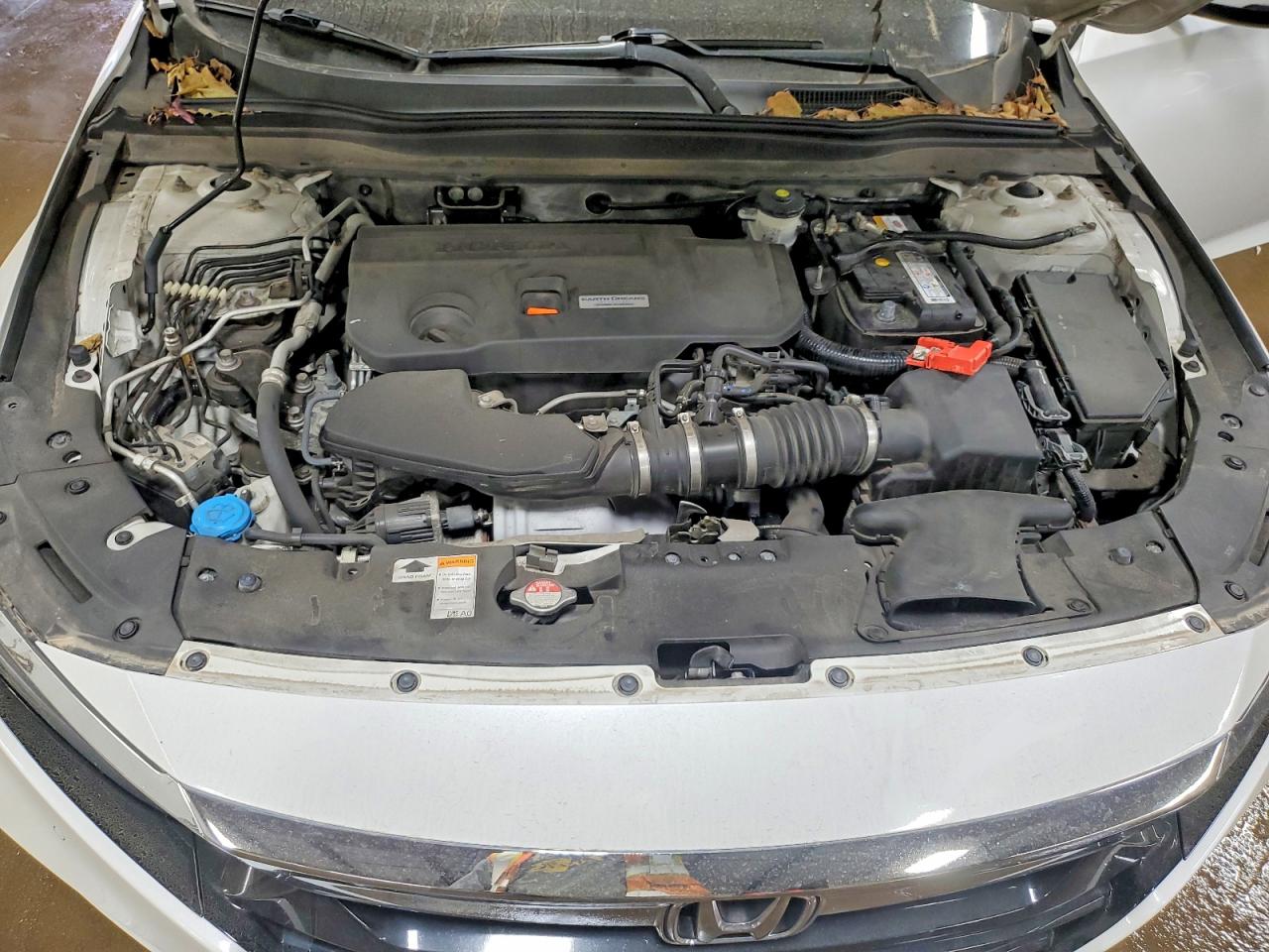 2018 HONDA ACCORD TOURING photo 31
