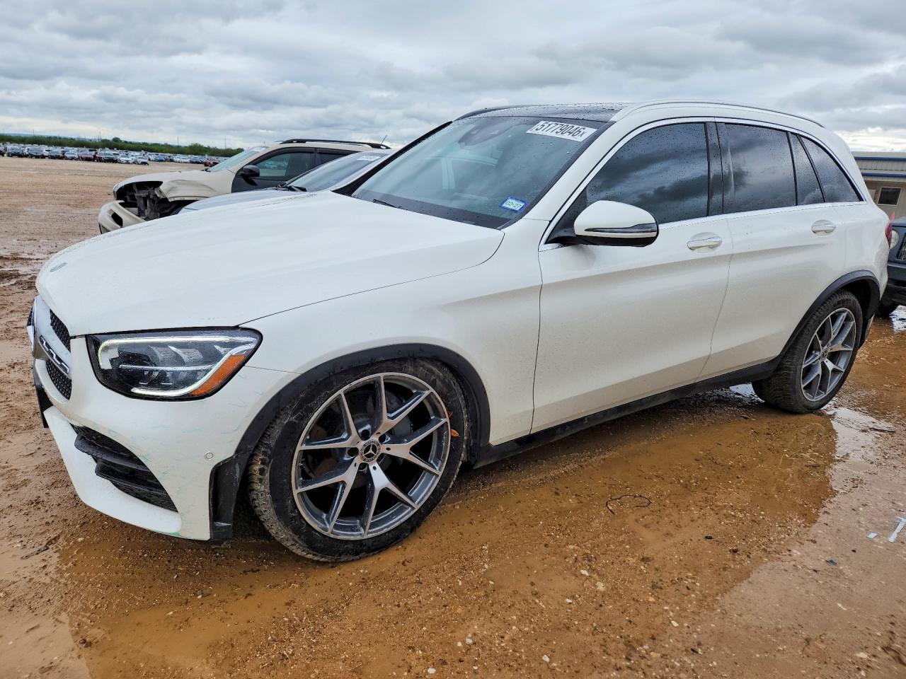 2021 MERCEDES-BENZ GLC