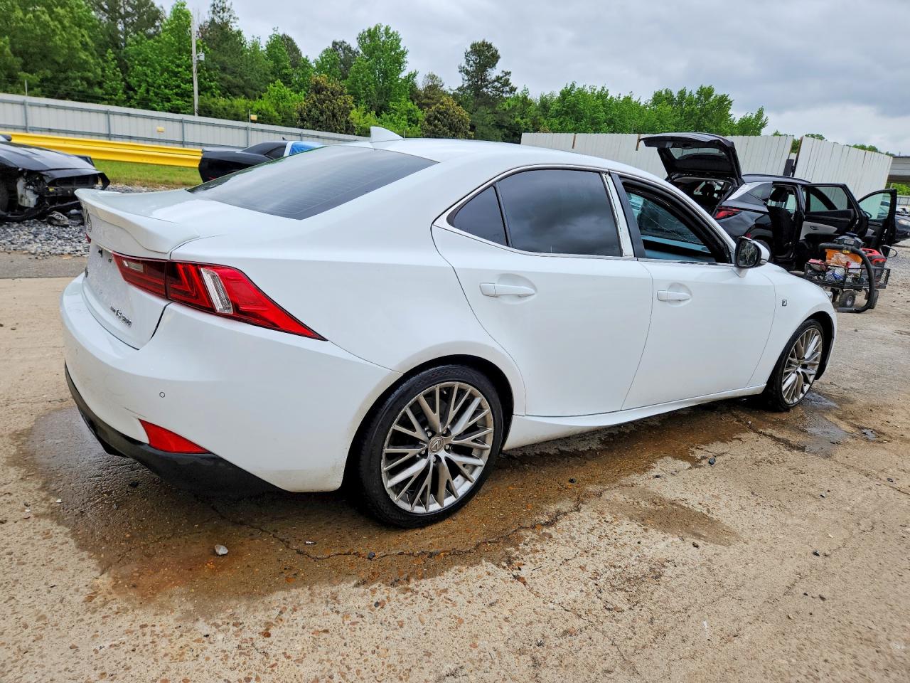 2019 LEXUS IS 300 photo 7