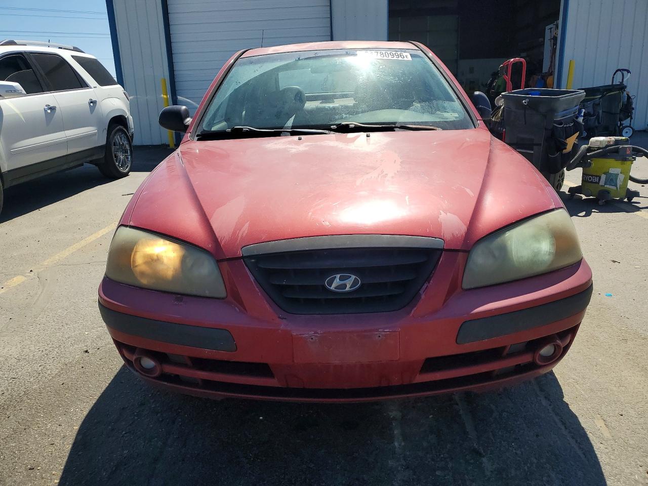 2005 HYUNDAI ELANTRA GLS photo 13