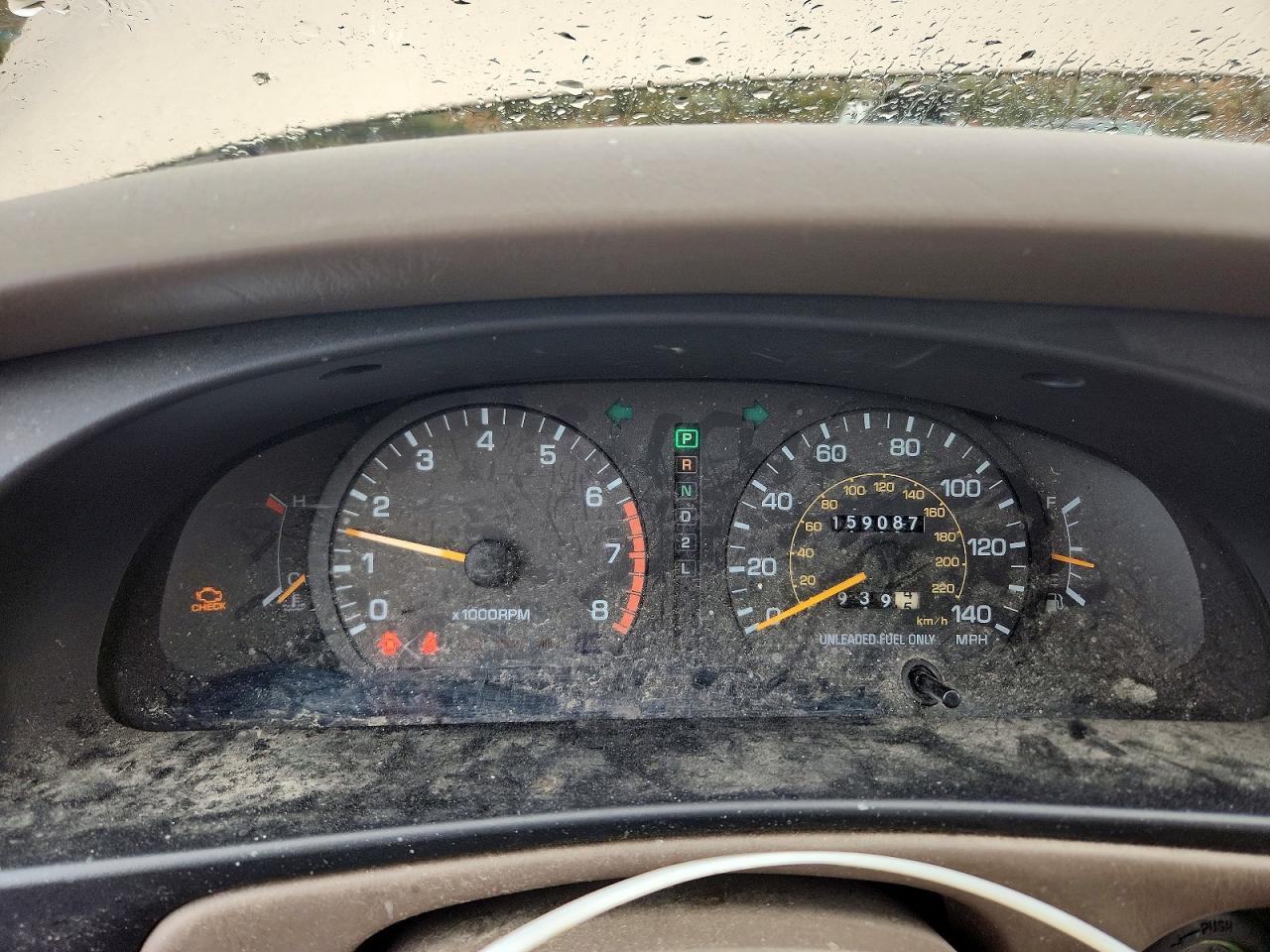 1994 TOYOTA CAMRY LE photo 9