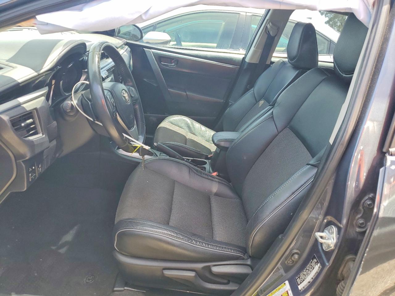 2015 TOYOTA COROLLA S PLUS photo 19