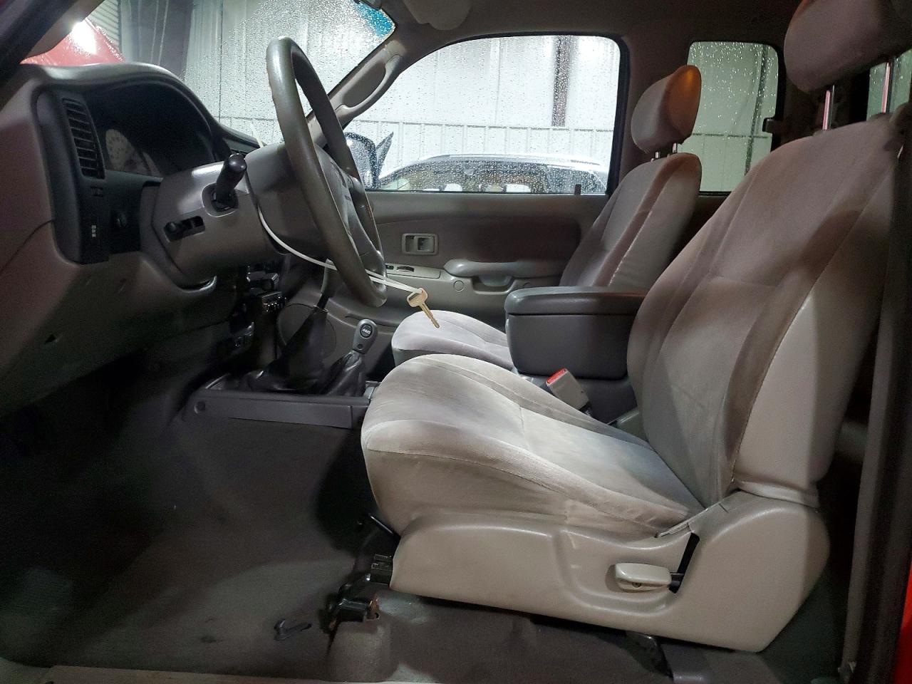 2002 TOYOTA TACOMA XTRACAB photo 13