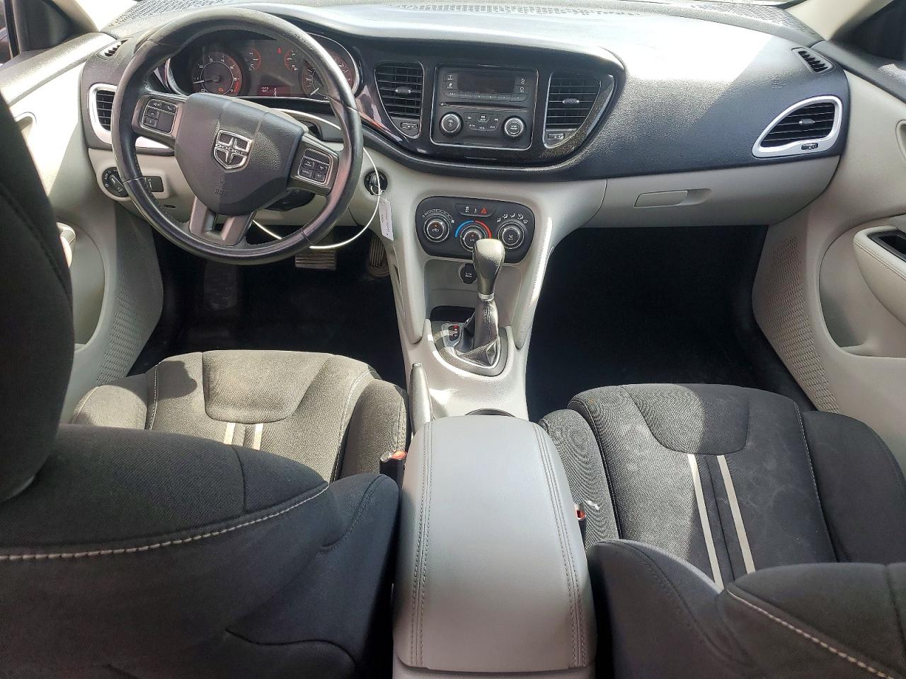 2013 DODGE DART SXT photo 8