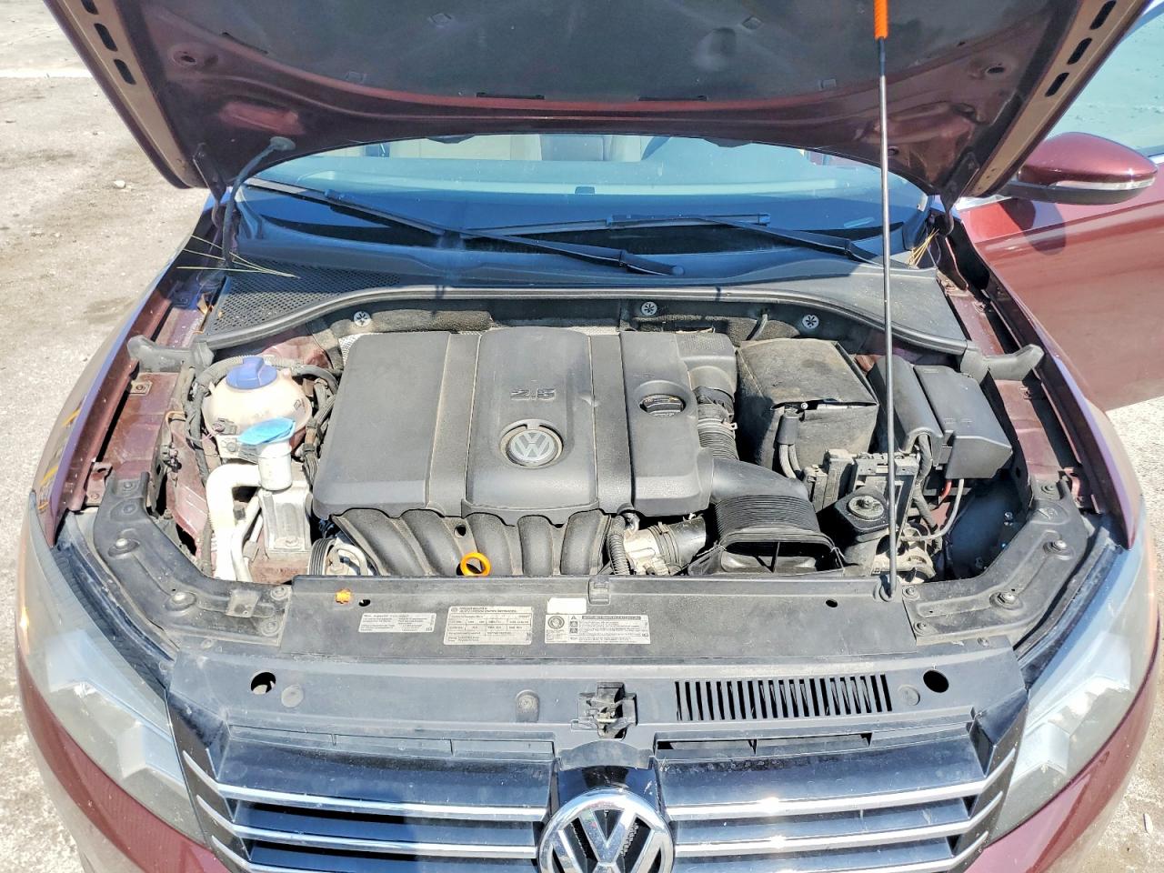 2012 VOLKSWAGEN PASSAT SE photo 31