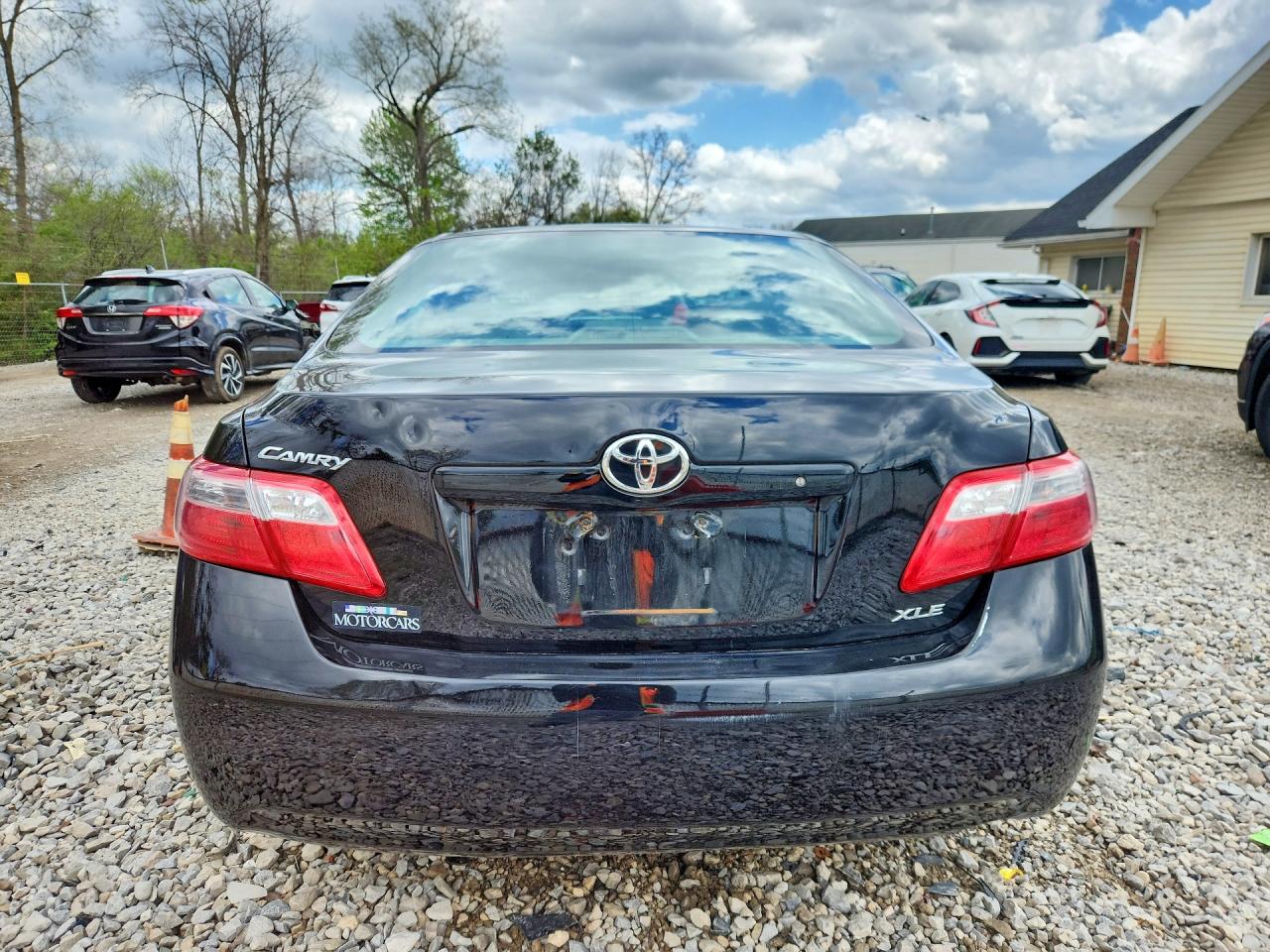 2009 TOYOTA CAMRY XLE photo 11