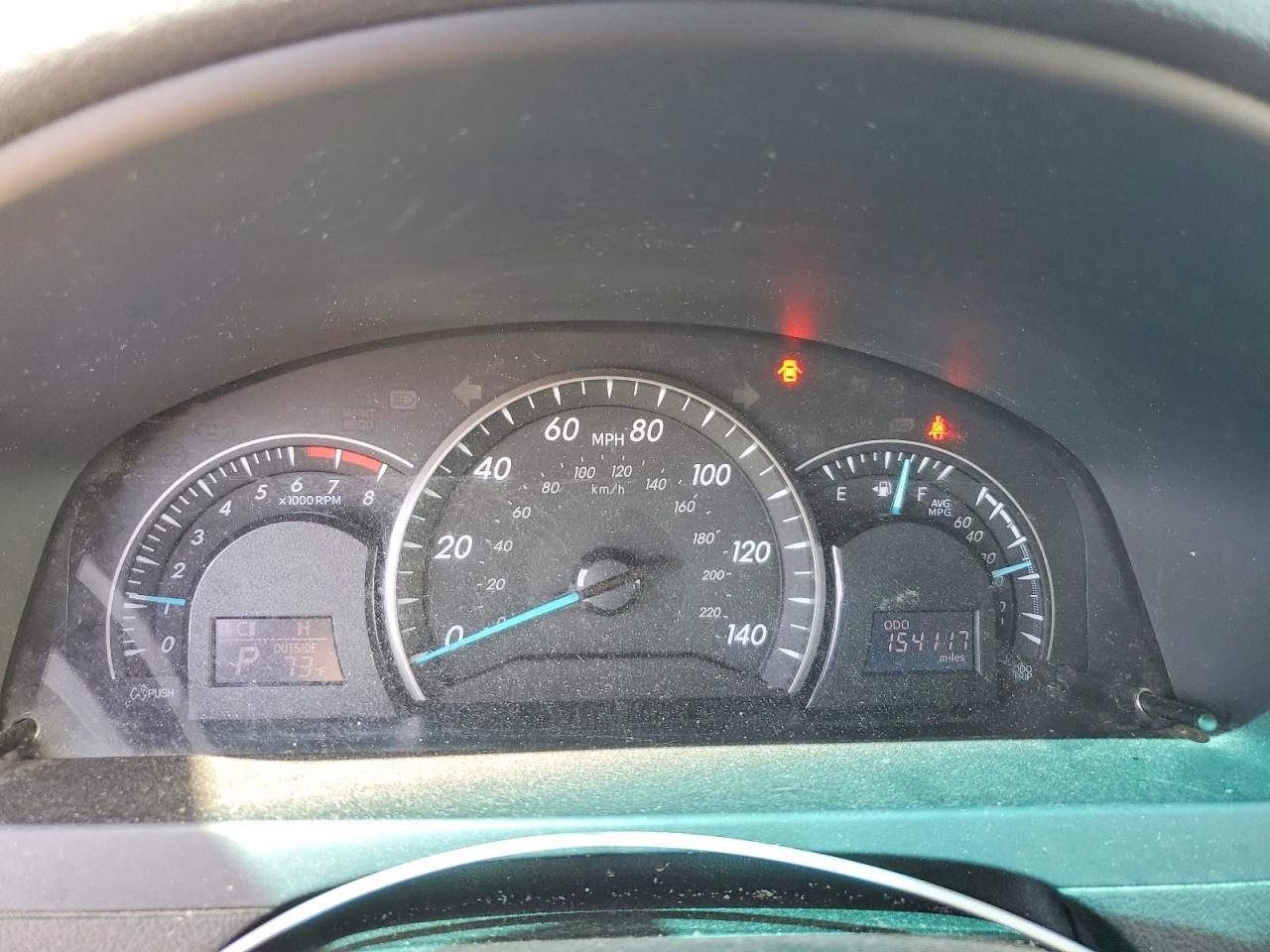 2014 TOYOTA CAMRY LE photo 25