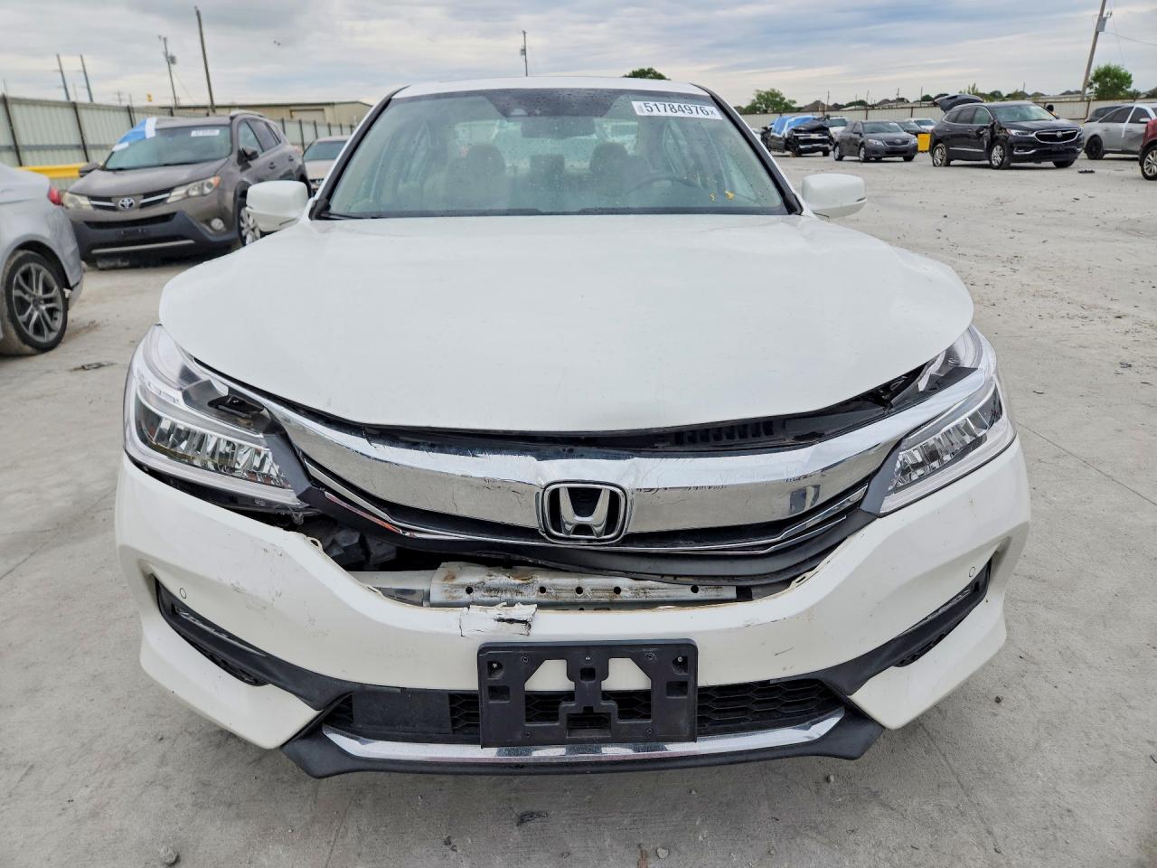 2016 HONDA ACCORD TOURING photo 9