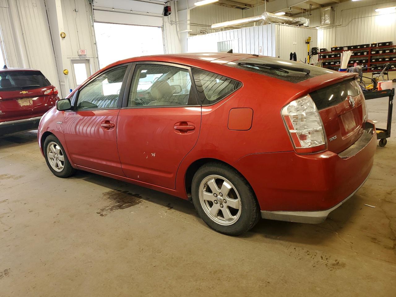 2008 TOYOTA PRIUS BASE photo 2