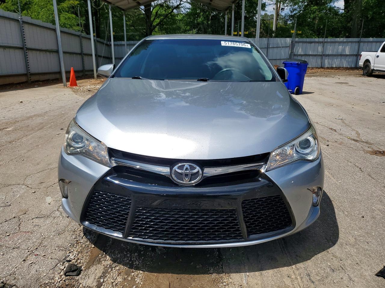 2015 TOYOTA CAMRY SE photo 13