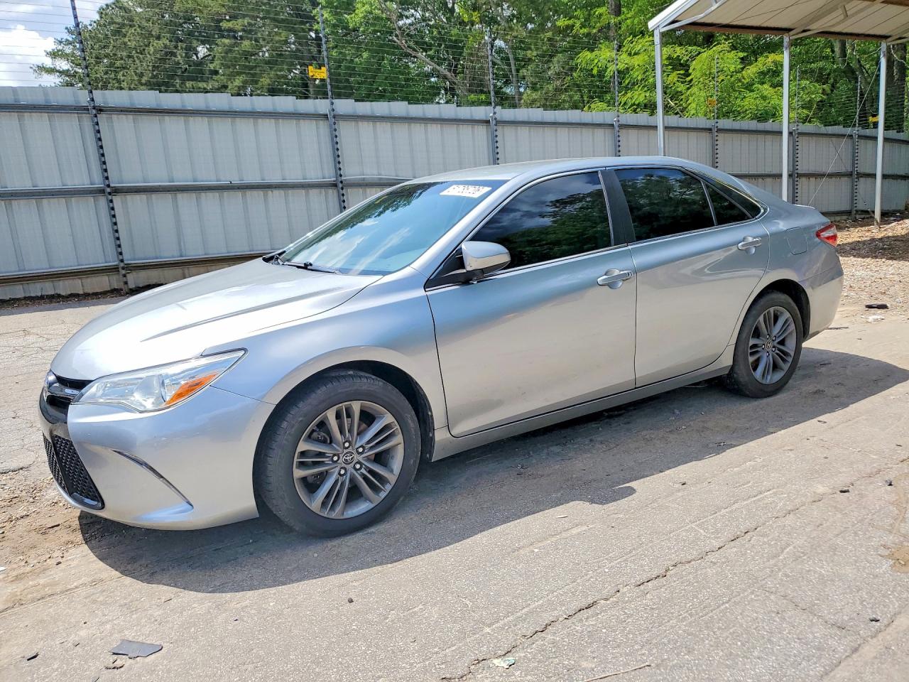 2015 TOYOTA CAMRY