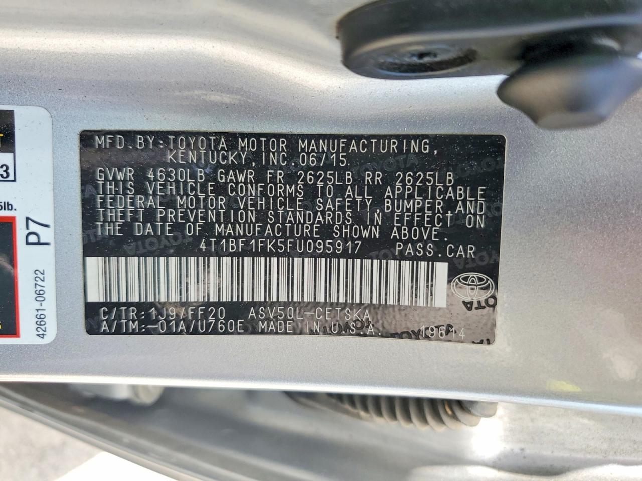 2015 TOYOTA CAMRY SE photo 34