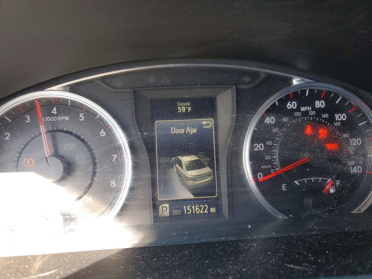 2017 TOYOTA CAMRY SE photo 25