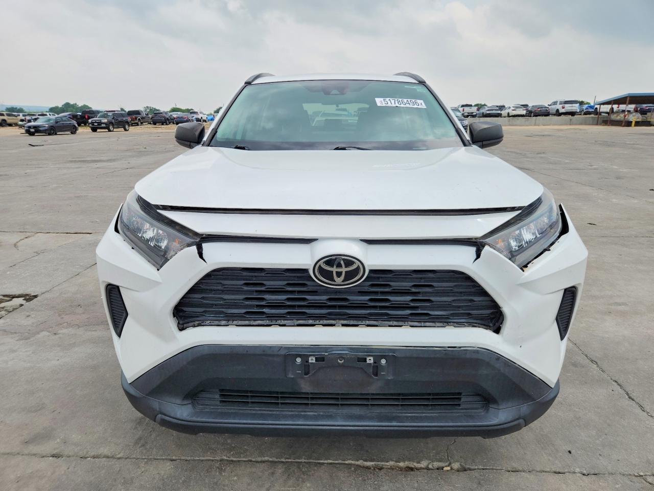 2021 TOYOTA RAV4 LE photo 9