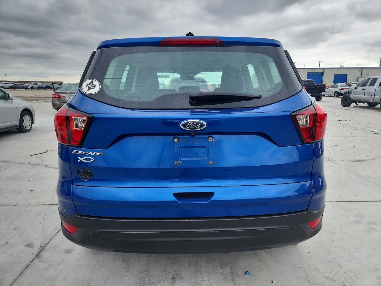 2019 FORD ESCAPE S photo 16