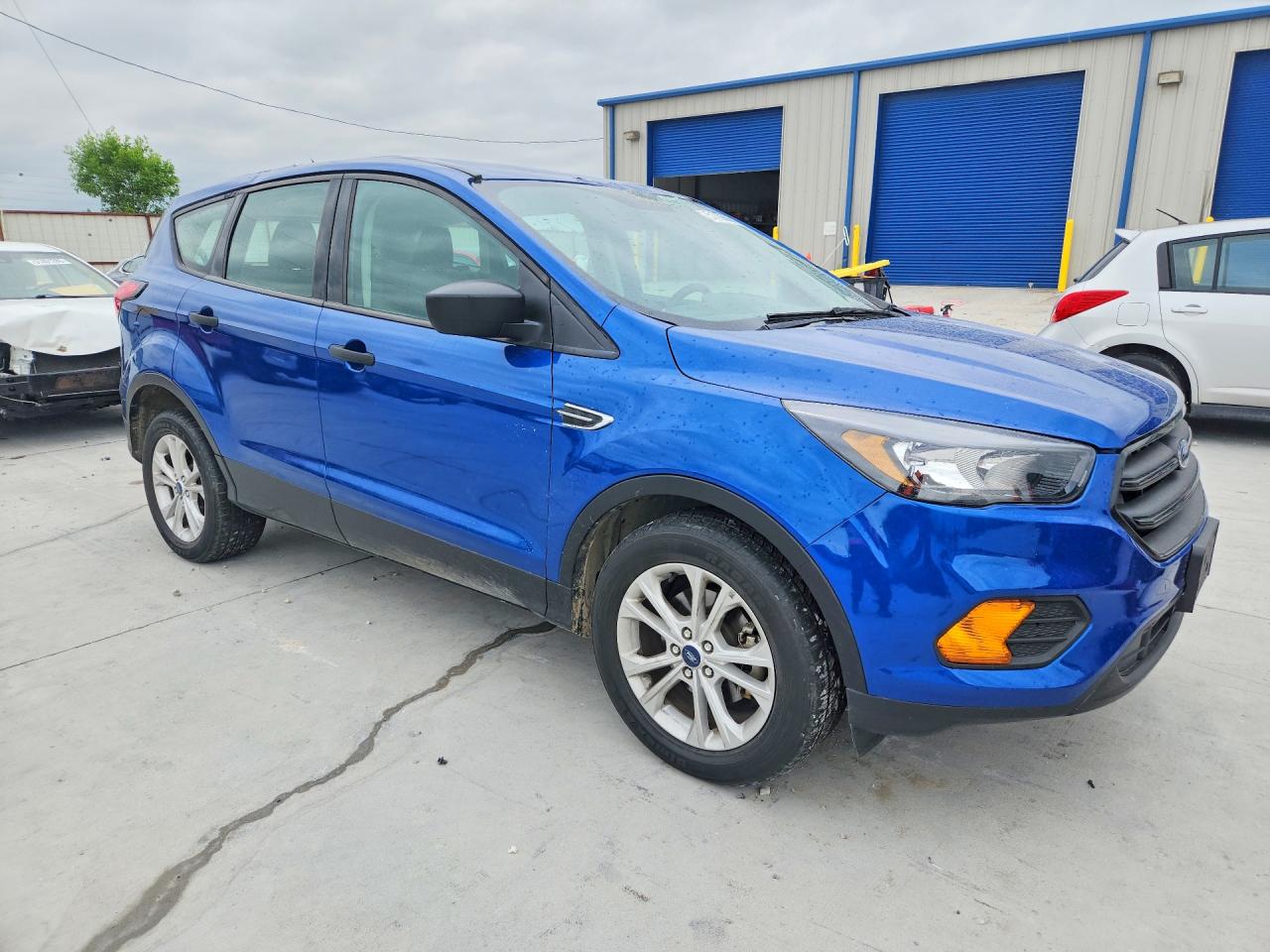 2019 FORD ESCAPE S photo 10