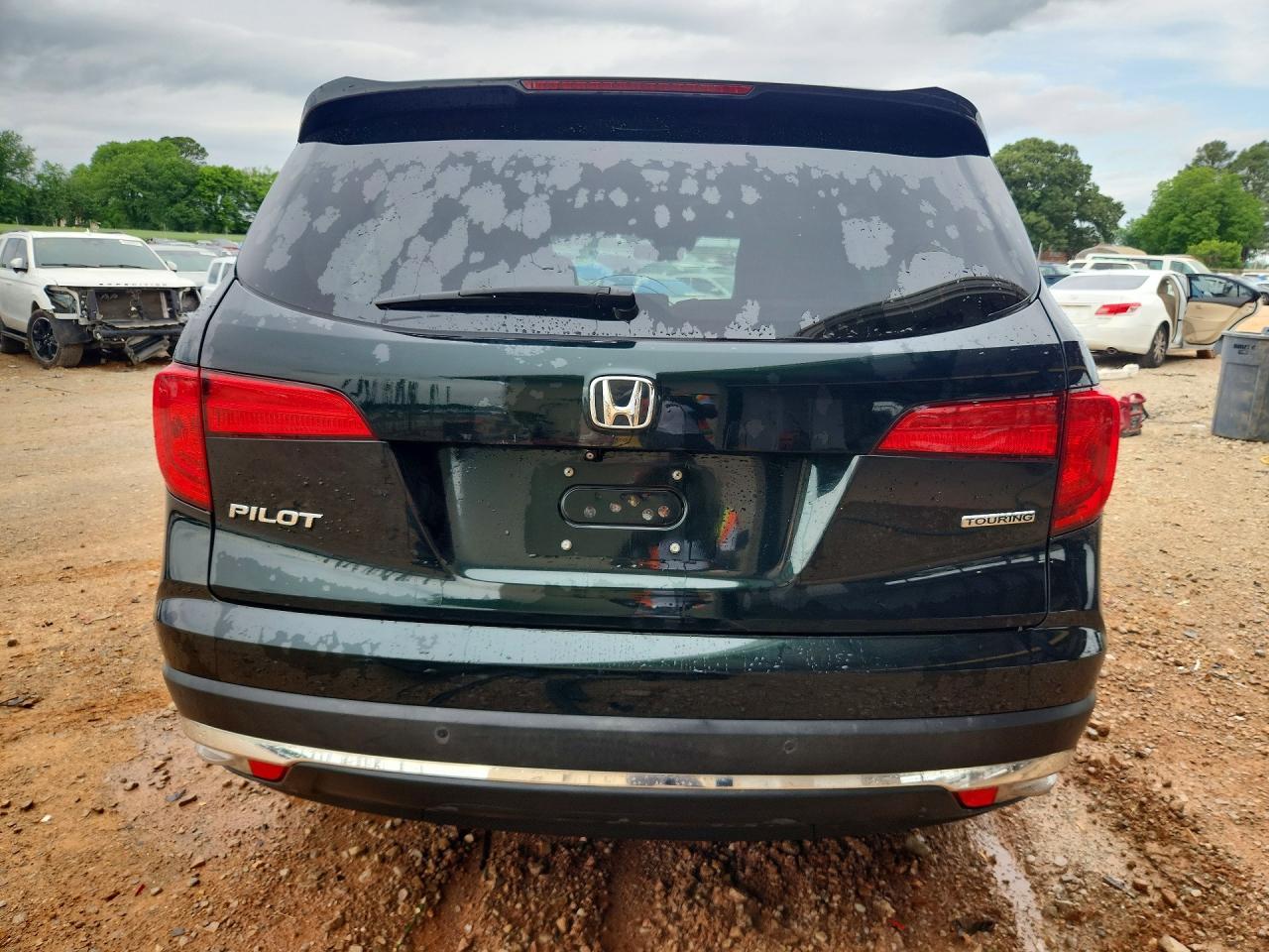 2016 HONDA PILOT TOURING photo 11