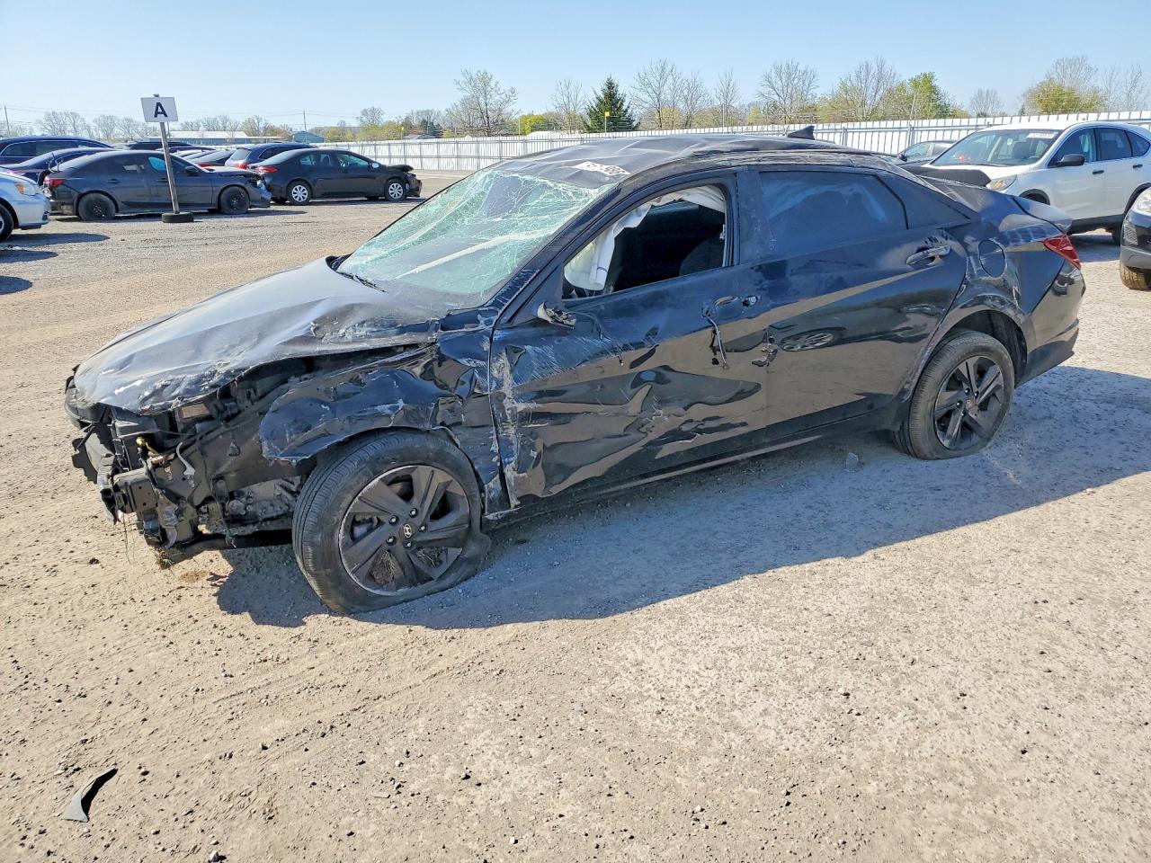 2022 HYUNDAI ELANTRA
