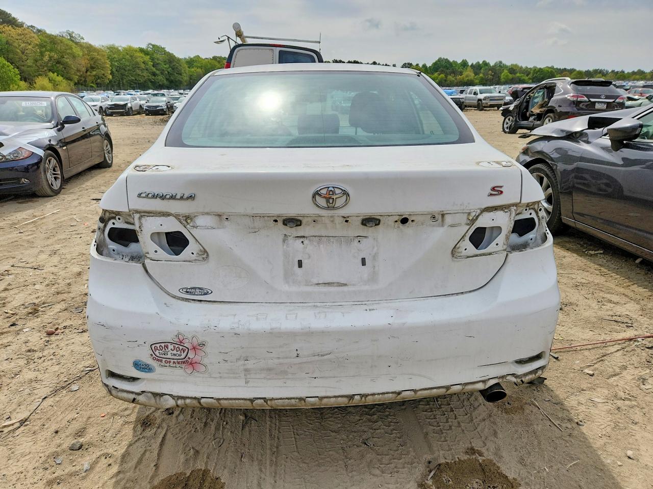 2013 TOYOTA COROLLA S photo 16