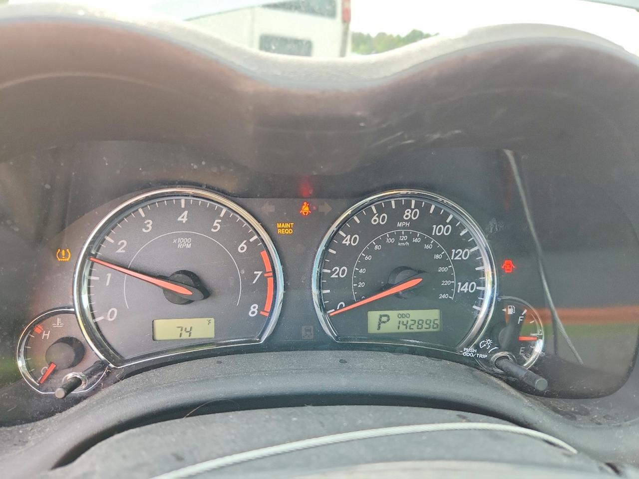 2013 TOYOTA COROLLA S photo 25
