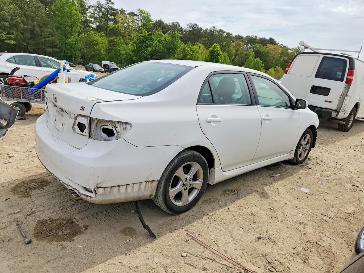 2013 TOYOTA COROLLA S photo 7