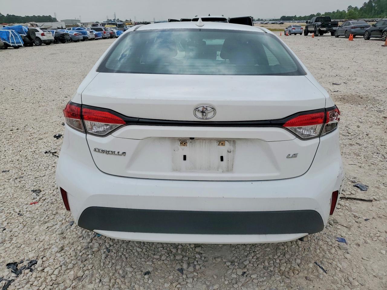 2021 TOYOTA COROLLA LE photo 11