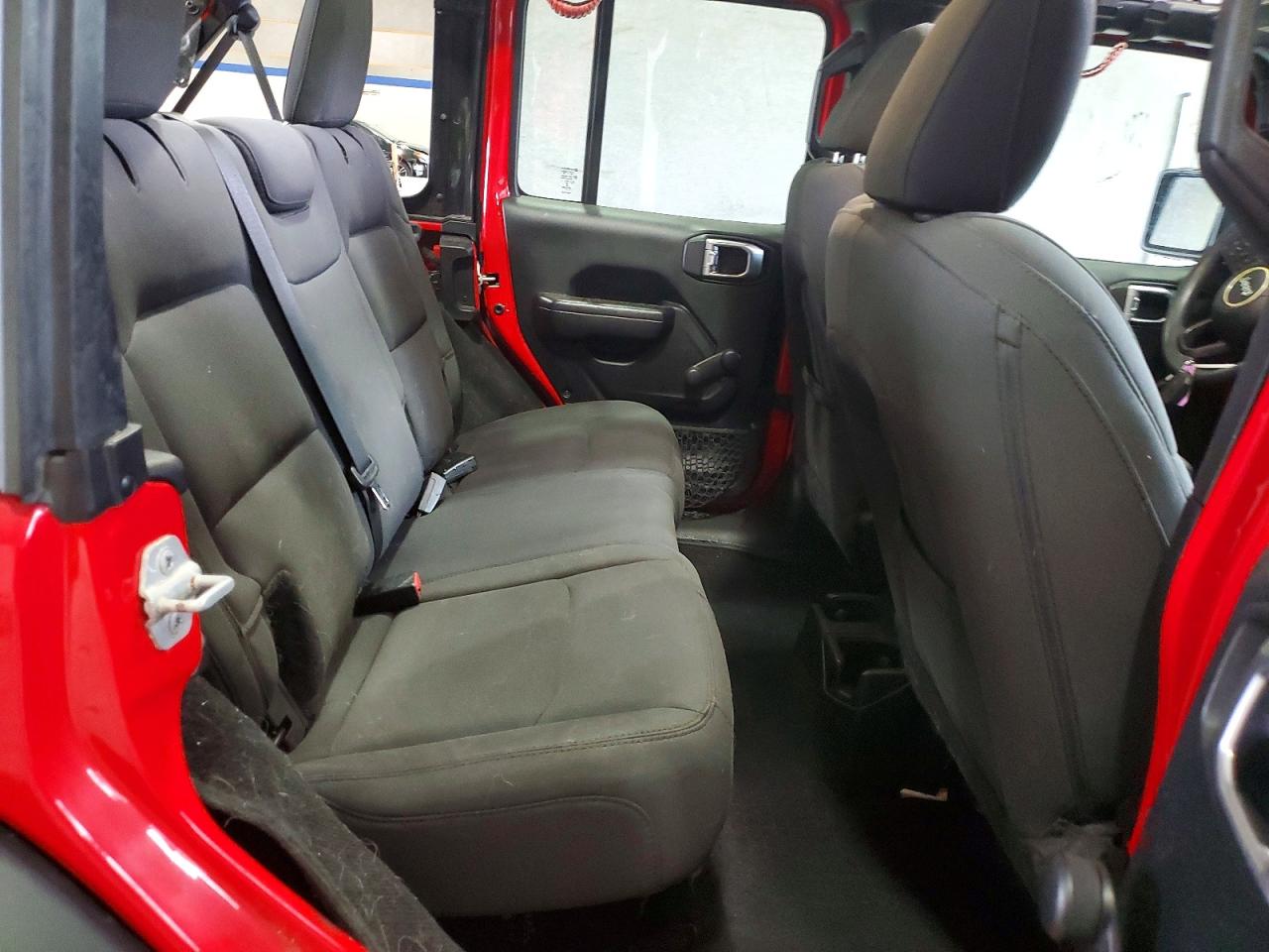 2019 JEEP WRANGLER UNLIMITED SPORT photo 19