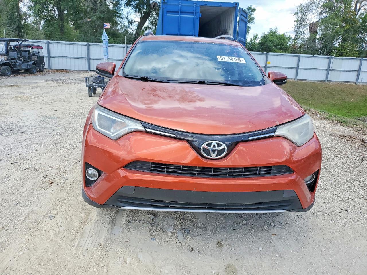2016 TOYOTA RAV4 XLE photo 12